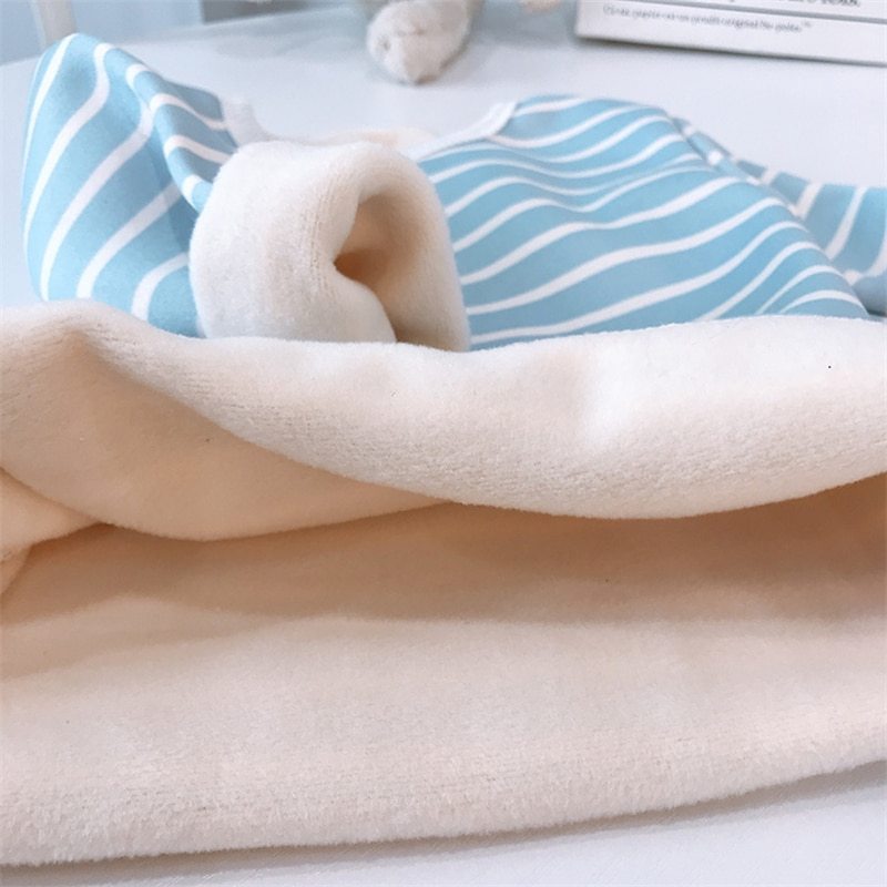 Baby Warm Pyjamaset – “SnuggleSleeper”